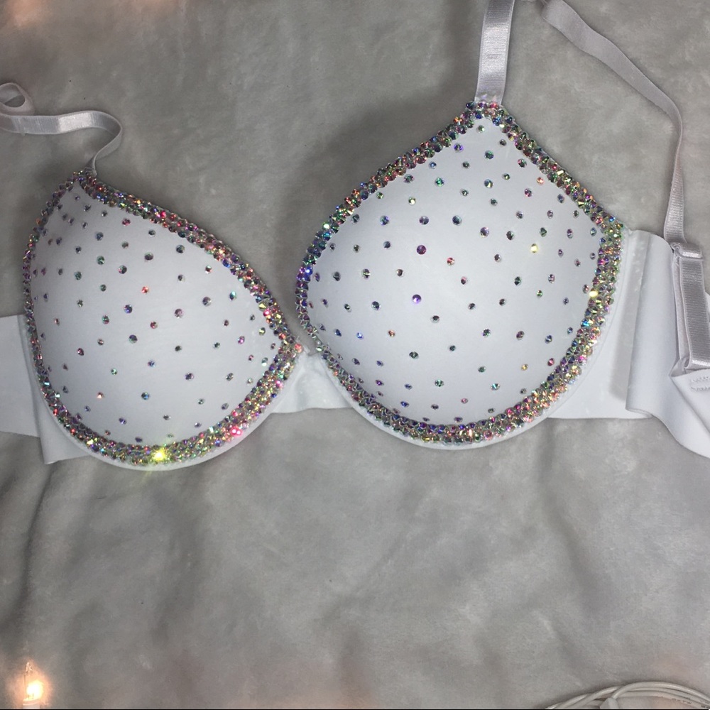 *NOW SOLD* Stunning Swarovski Crystals White Bra - Picture 7 of 8